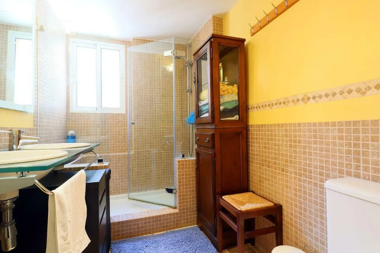 Apartment Duque De Hornachuelos, Parking En Pleno Centro Cordoba Spain
