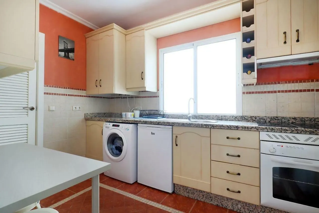 Apartment Duque De Hornachuelos, Parking En Pleno Centro Cordoba