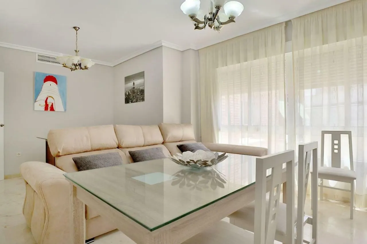 Duque de Hornachuelos, parking en pleno centro Córdoba Apartamento