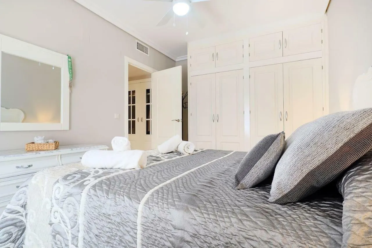 Apartamento Duque de Hornachuelos, parking en pleno centro Córdoba